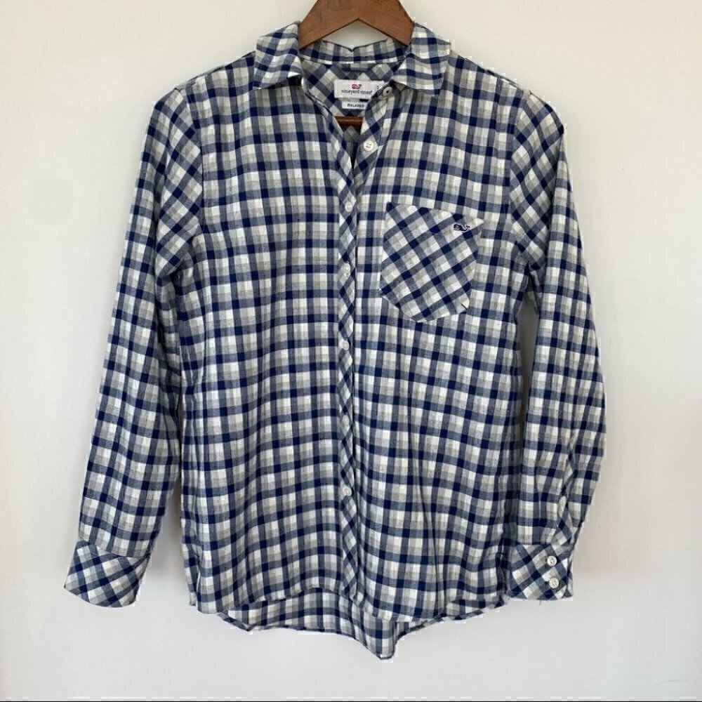Vineyard Vines plaid button down shirt,  relaxed fit, flannel - Picture 2 of 7